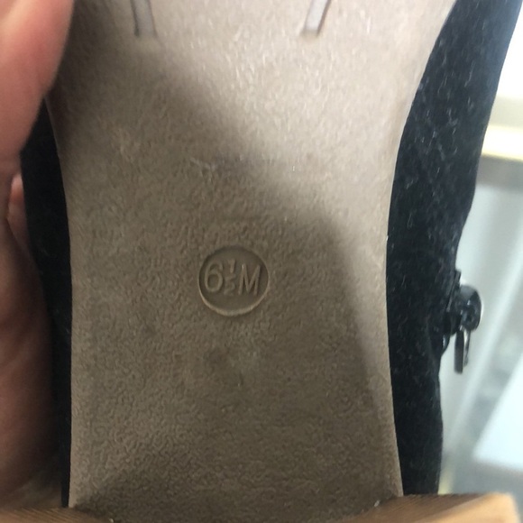 Maurice’s black faux suede tie up peep to ankle bootie size 6.5 - Picture 6 of 10